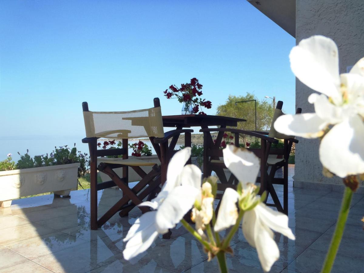 Kyparissis Beach Houses Skala Mistegnon Exterior photo