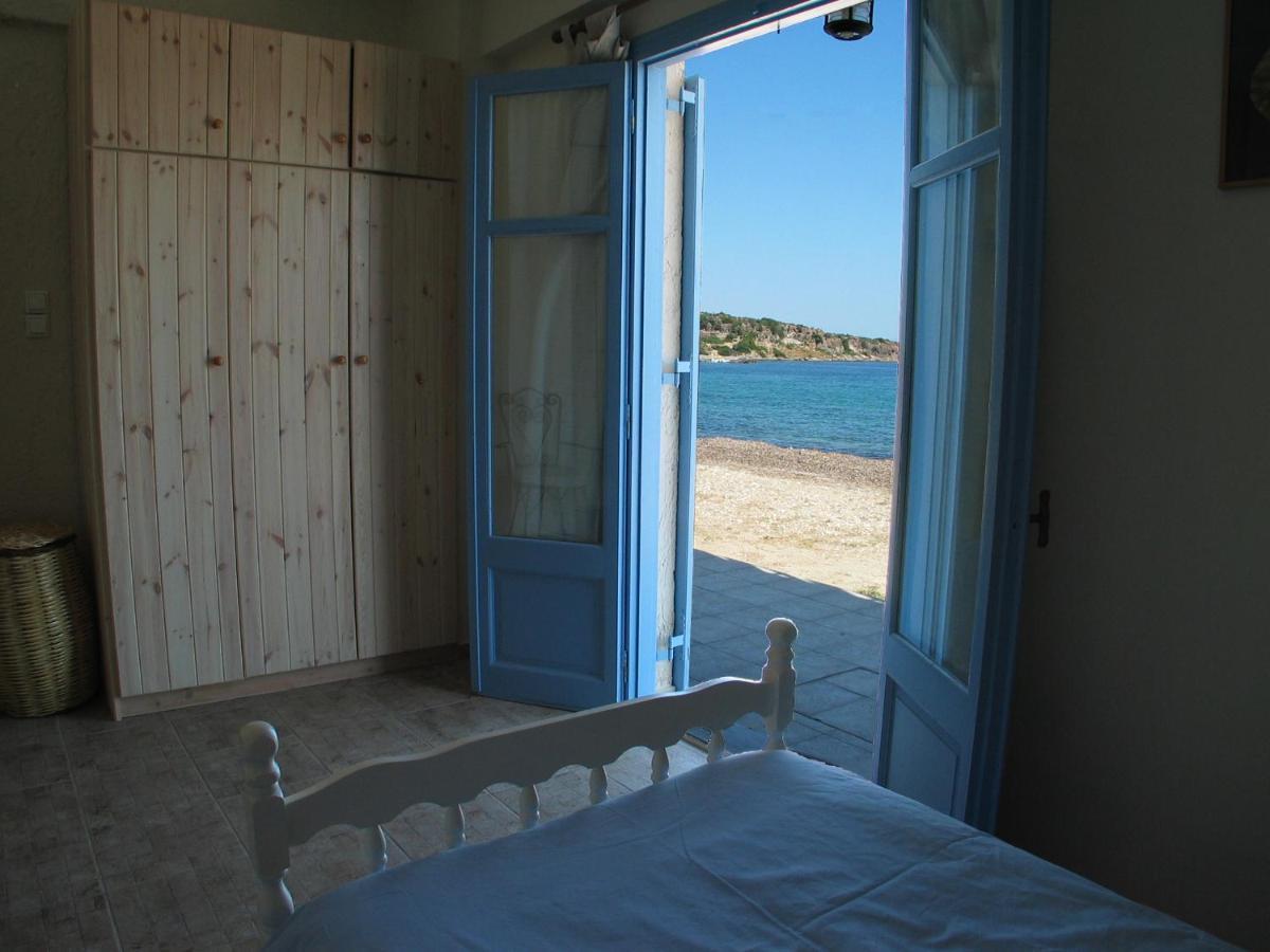 Kyparissis Beach Houses Skala Mistegnon Exterior photo